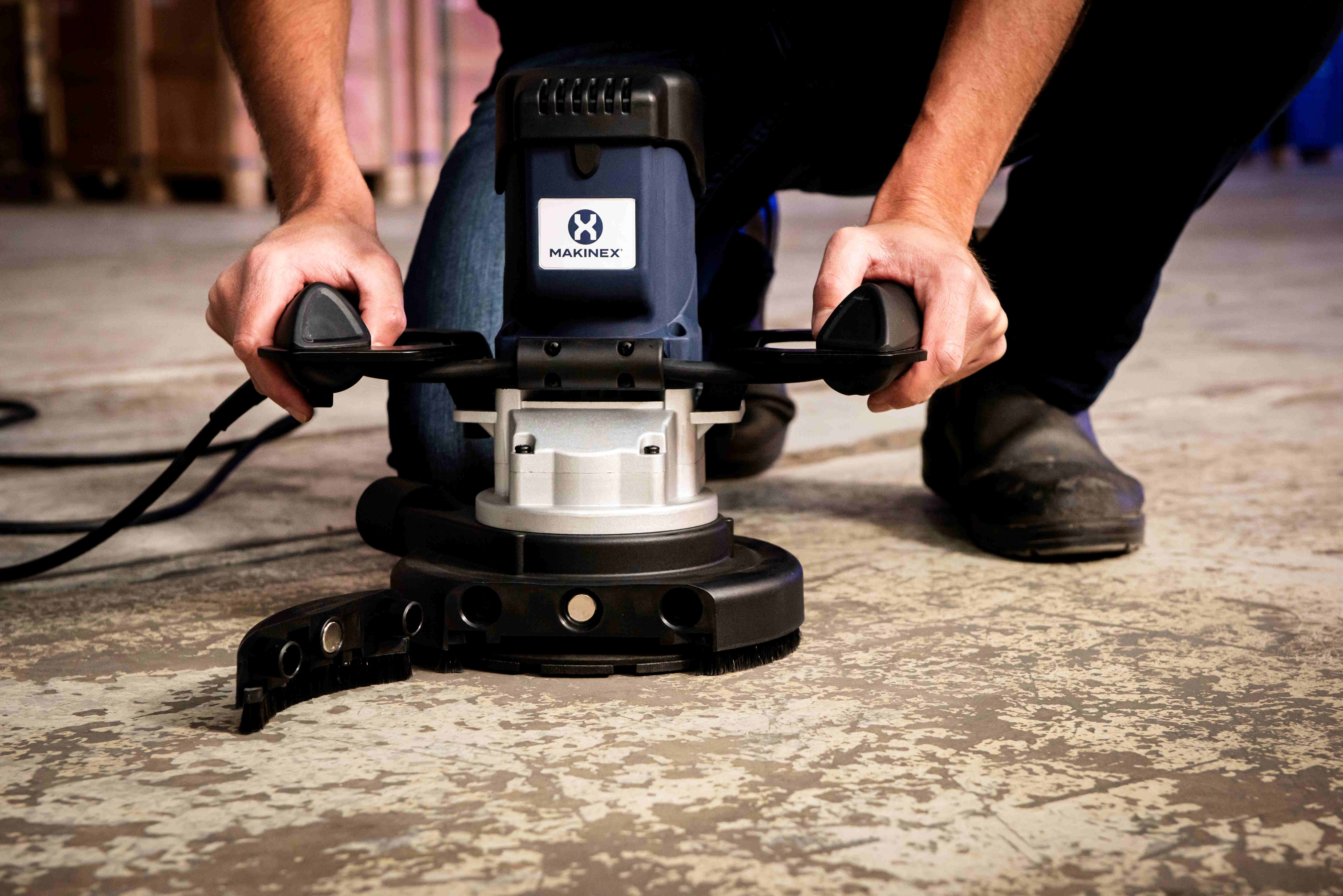 Dust-Free, Stress-Free: The Makinex Concrete Grinder Advantage